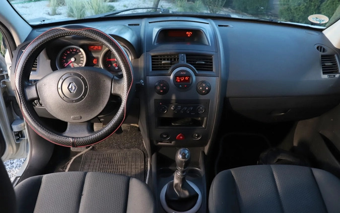 Renault Megane cena 3444 przebieg: 147650, rok produkcji 2005 z Poznań małe 154
